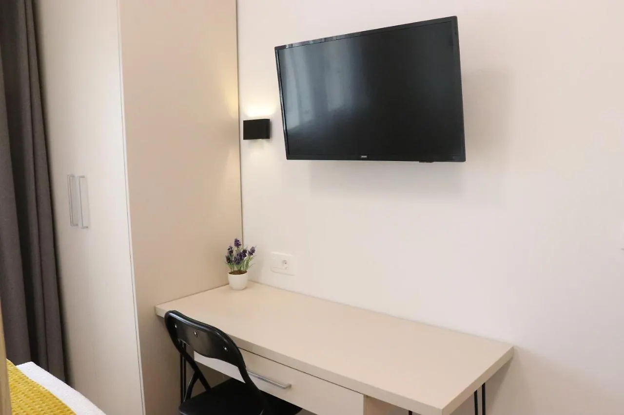 Apartment Mary- 2 Free Parking, Near Mall Of Spalato