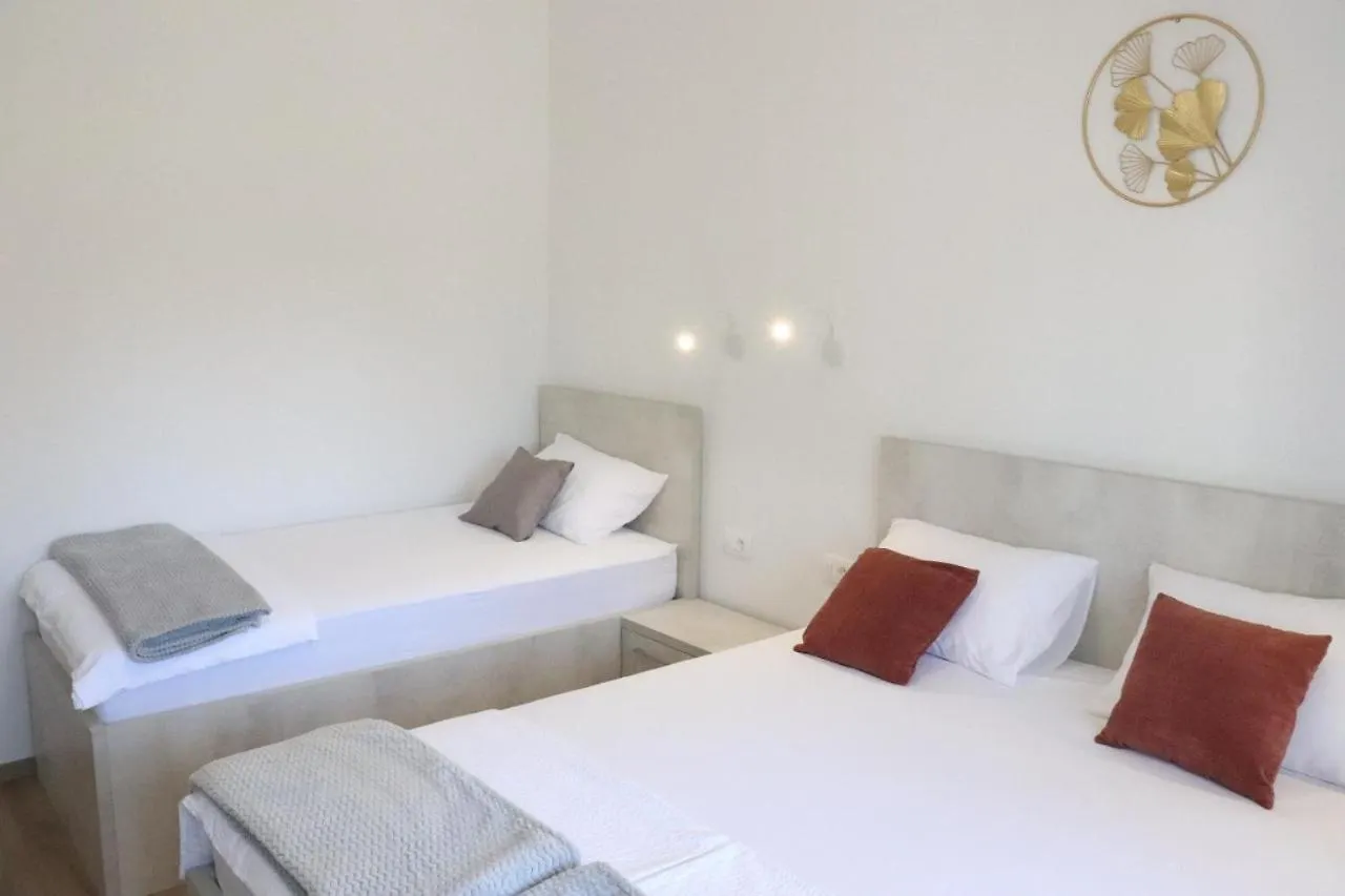 Apartment Mary- 2 Free Parking, Near Mall Of Spalato